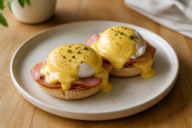 Classic Eggs Benedict — eggs